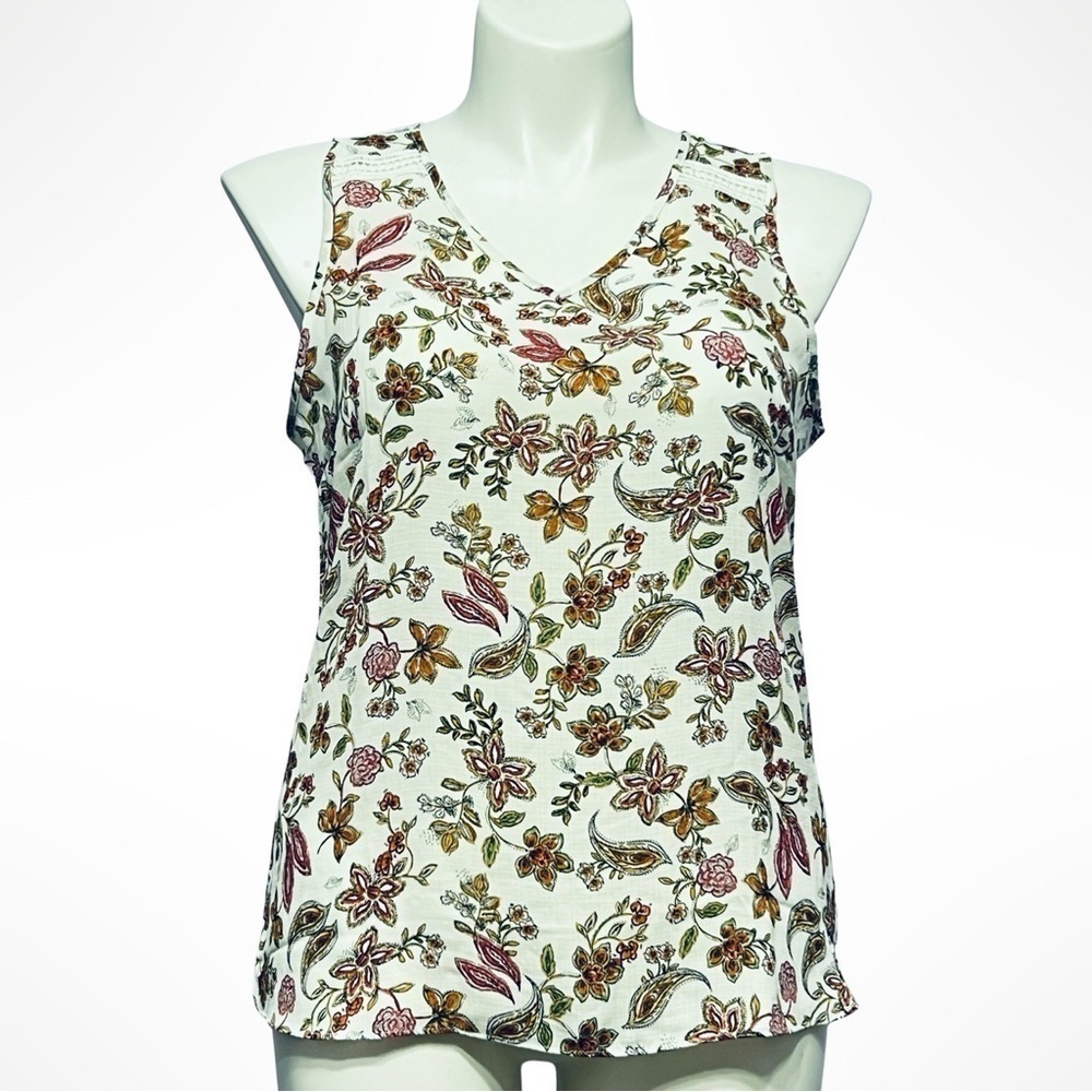Fortune + Ivy Paisley Floral Sleeveless Top - Picture 2 of 6